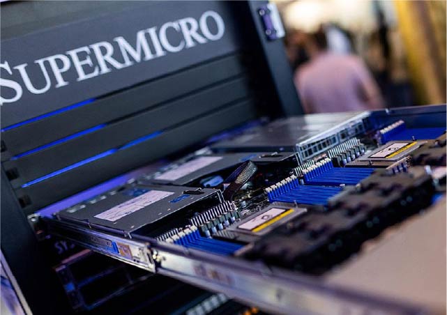 Super Micro избежал делистинга, акции +21%